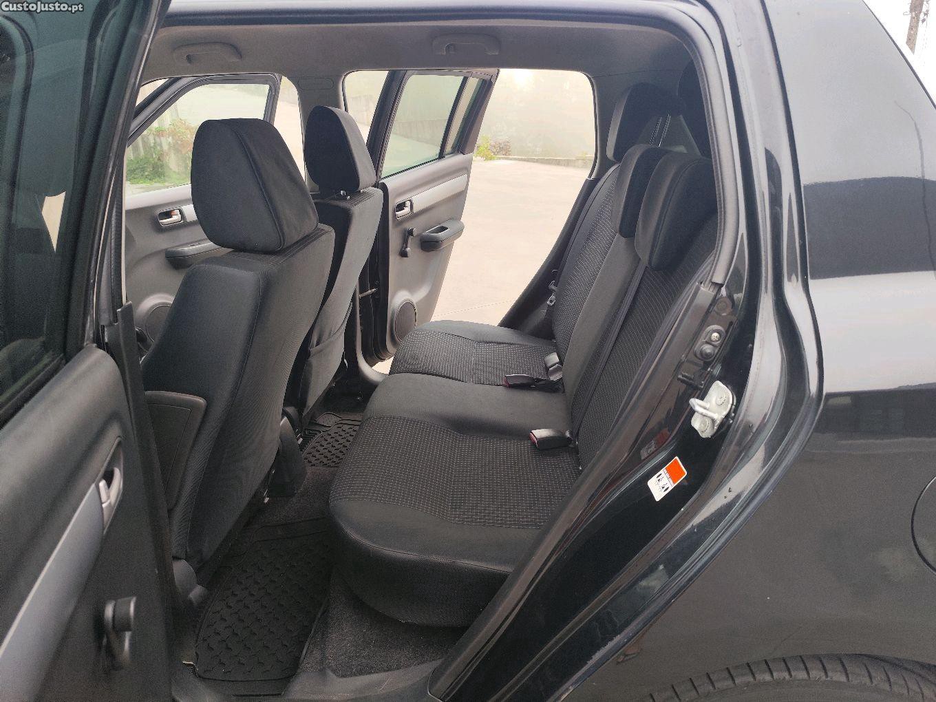 Suzuki Swift — fotografia 3
