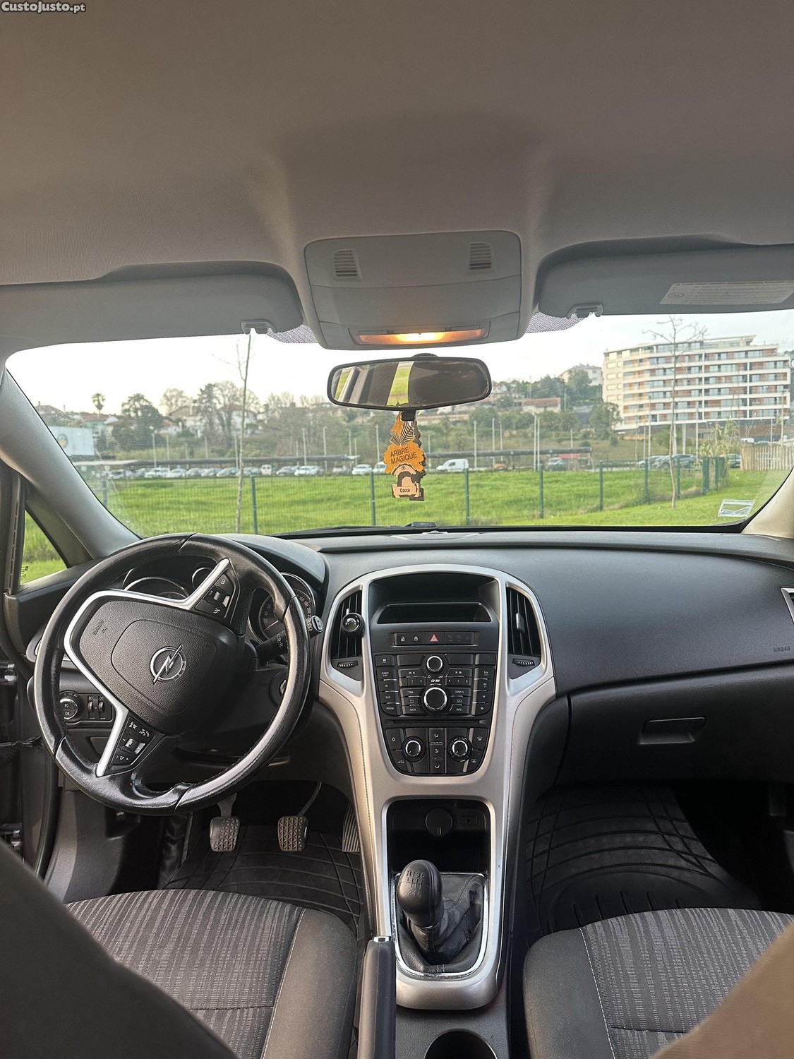 Opel Astra J — fotografia 9