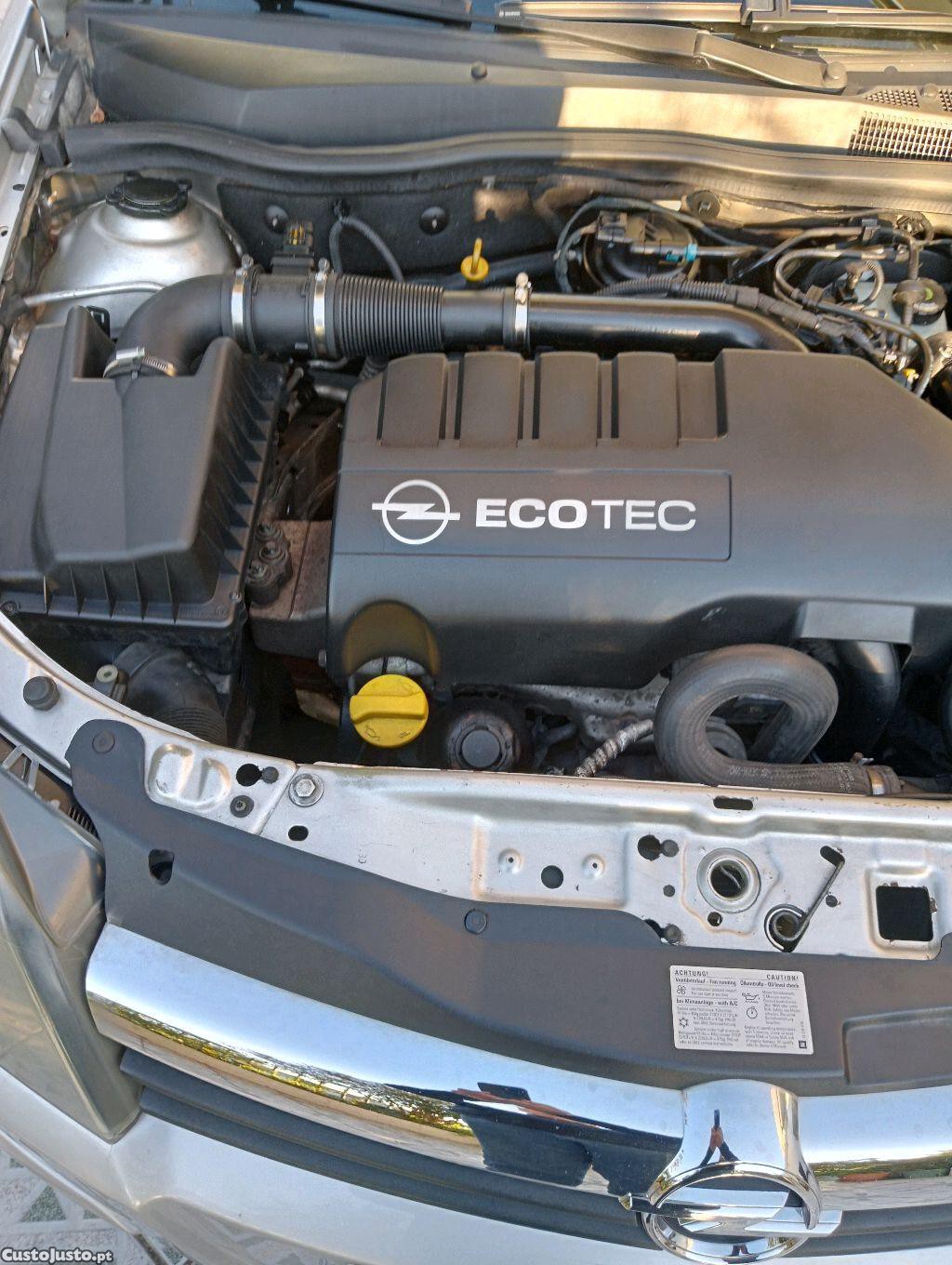 Opel Astra Caravan 1.3 CDTI — fotografia 5