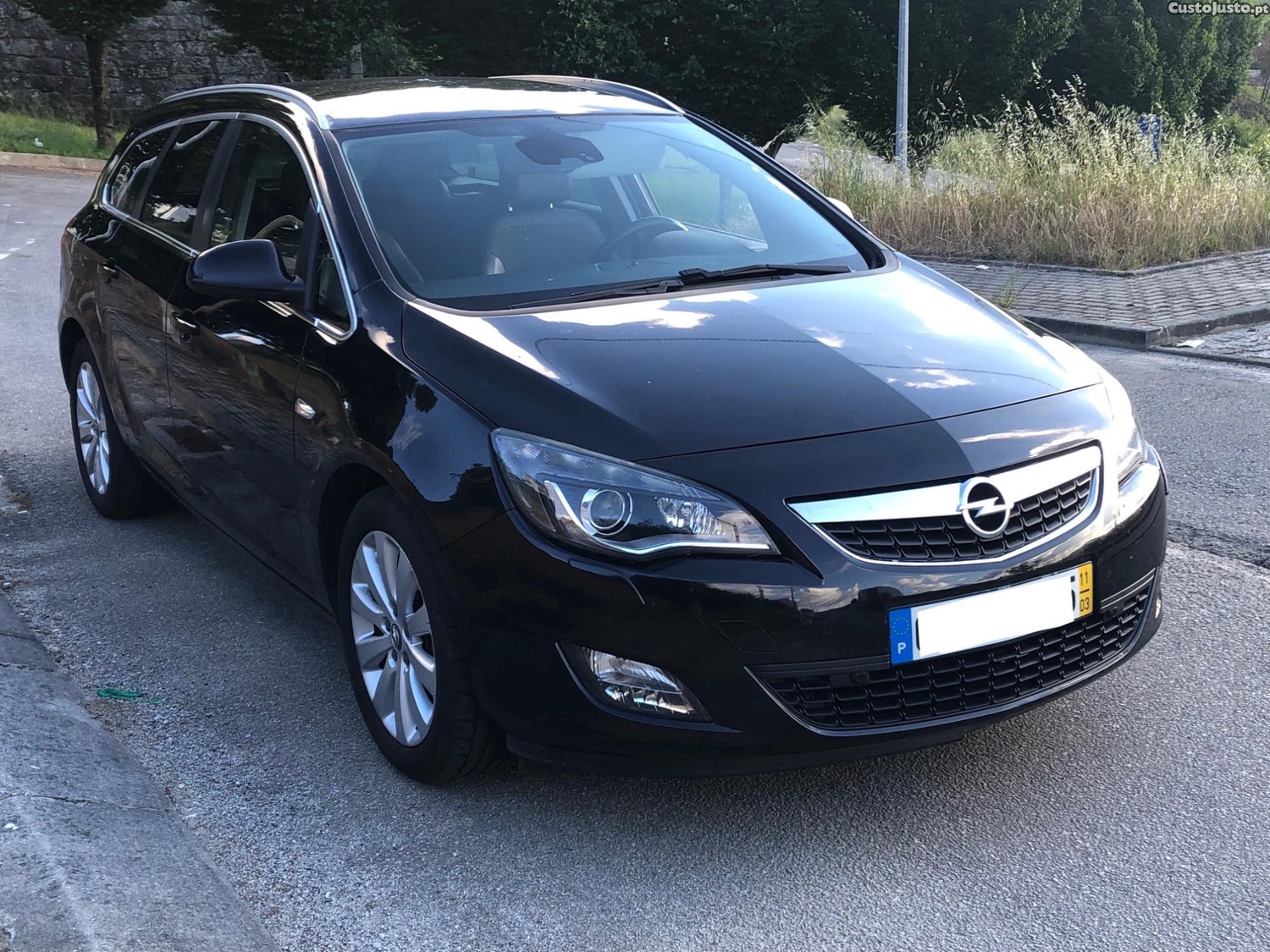 Opel Astra 1.7 CDti Caravan — fotografia 9
