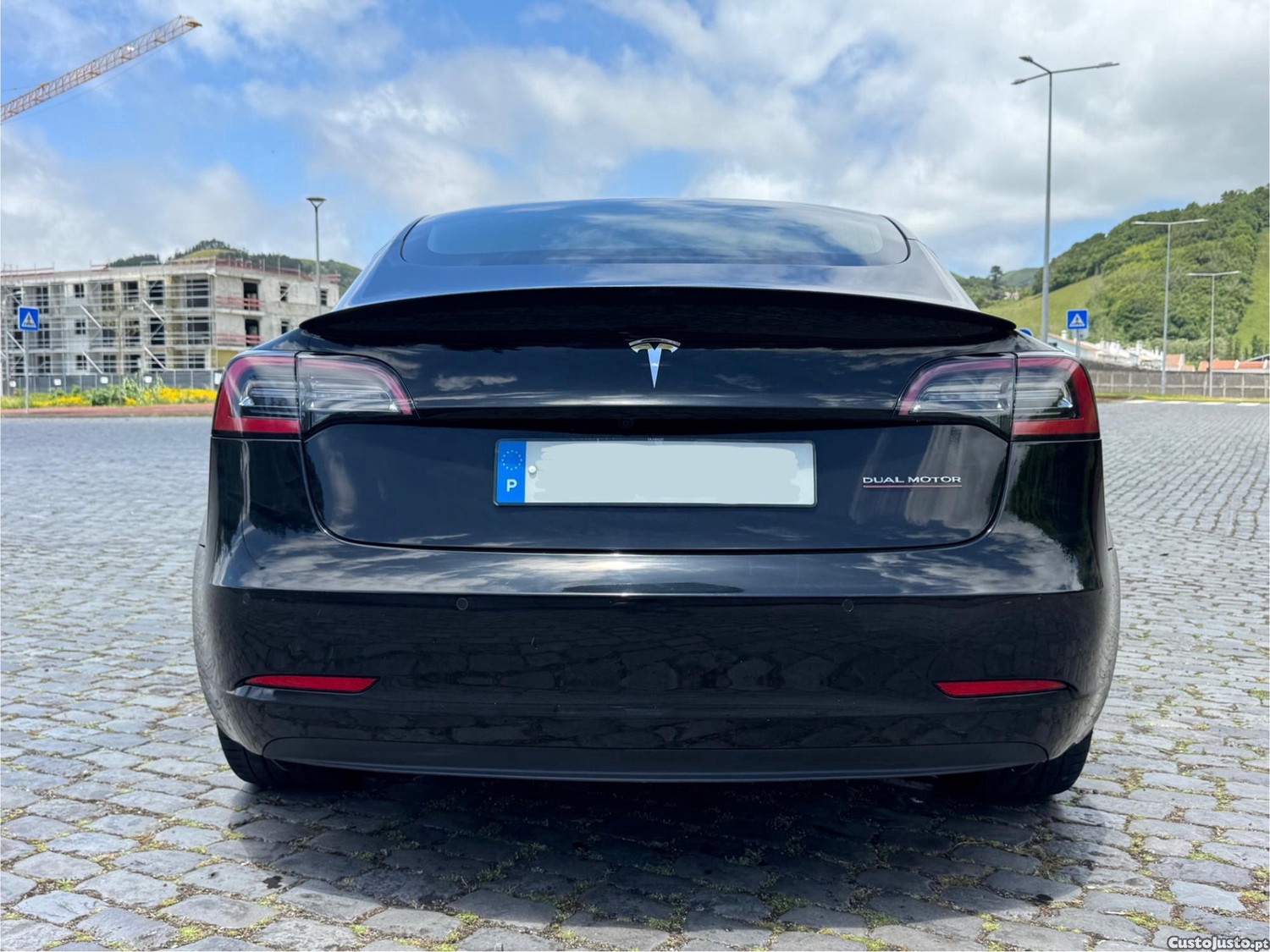 Tesla Model 3 Performance — fotografia 10