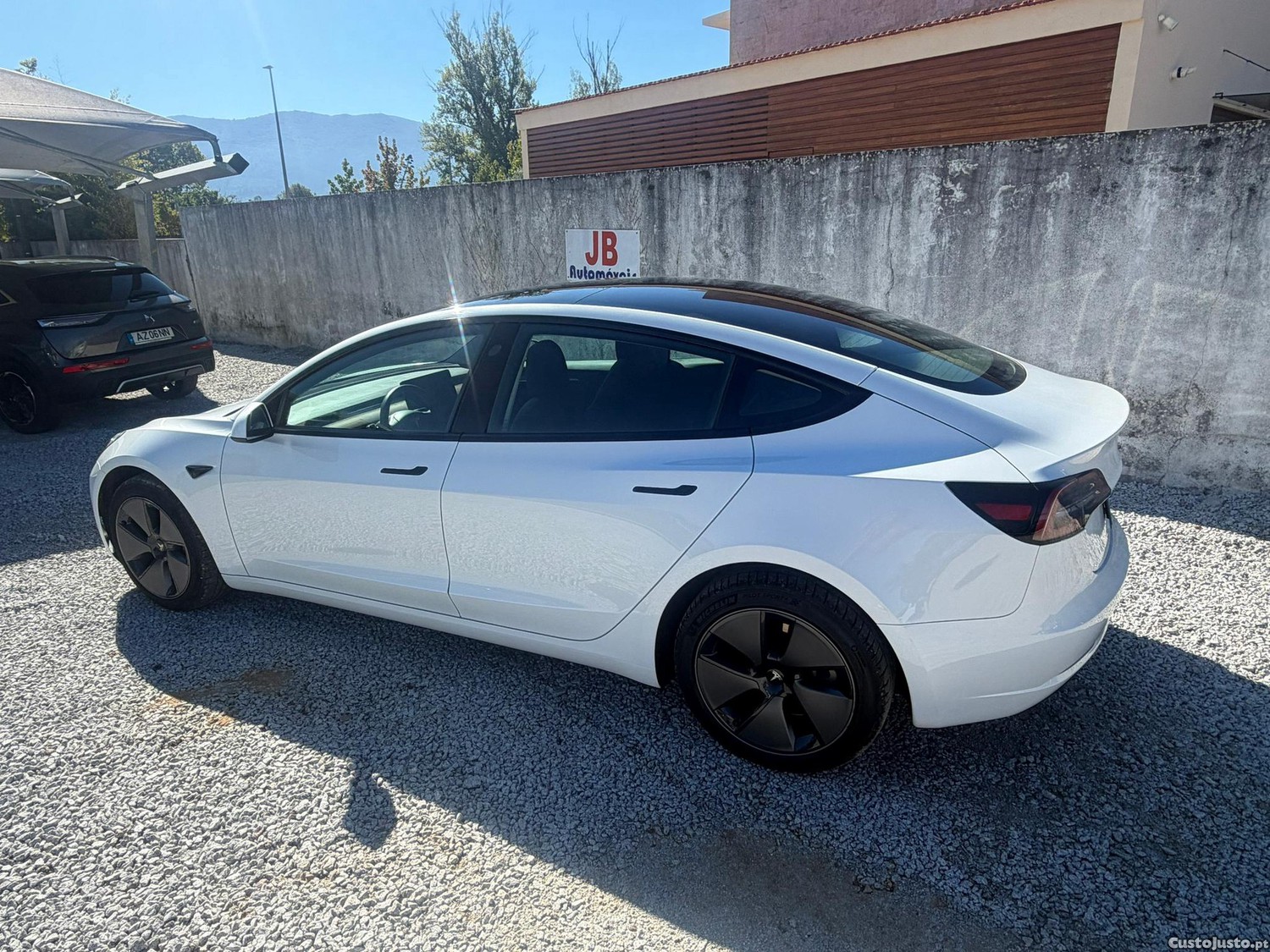 Tesla Model 3 Long Range AWD — fotografia 11