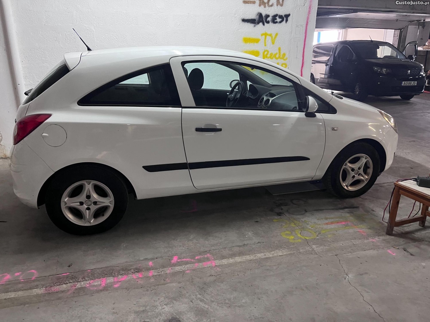 Opel Corsa Van (75Cac) — fotografia 3