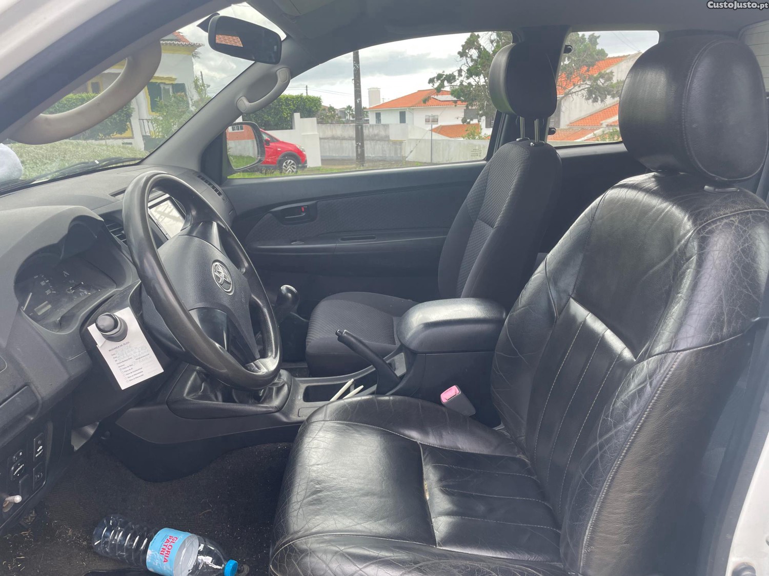 Toyota Hilux Ligeiro de mercadorias — fotografia 5