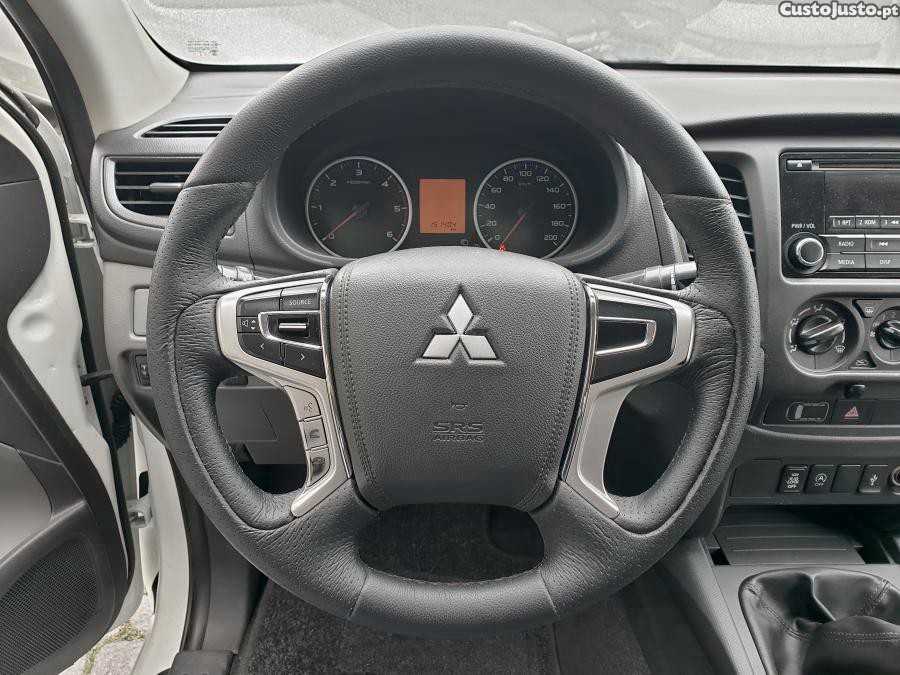 Mitsubishi L200 2.4 DI-D Club Invite — fotografia 7