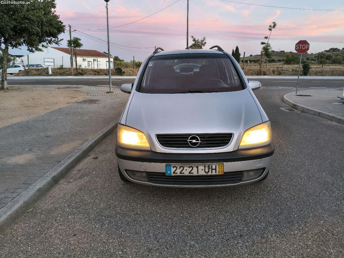 Opel Zafira 2.0 dti 7 lugares ar condicionado aceito troca - 00 foto 4