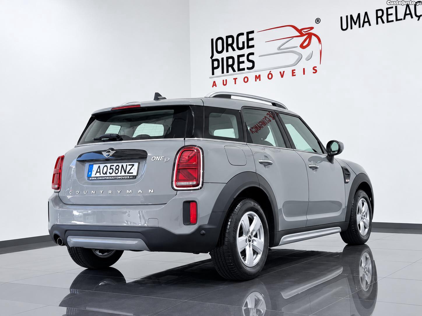 MINI Countryman ONE D 4BUSINESS PLUS NAV 116 CV - NACIONAL - 112040 KM - 22 foto 5