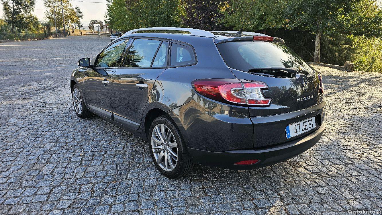 Renault Mégane 1.5 DCI Dynamique — fotografia 7