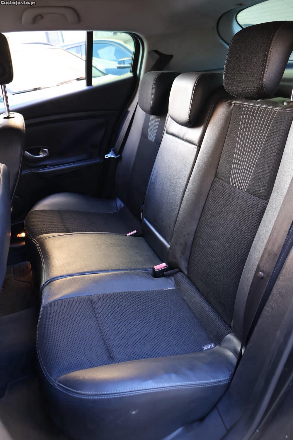 Renault Mégane 1.5 Dci Dynamic — fotografia 12