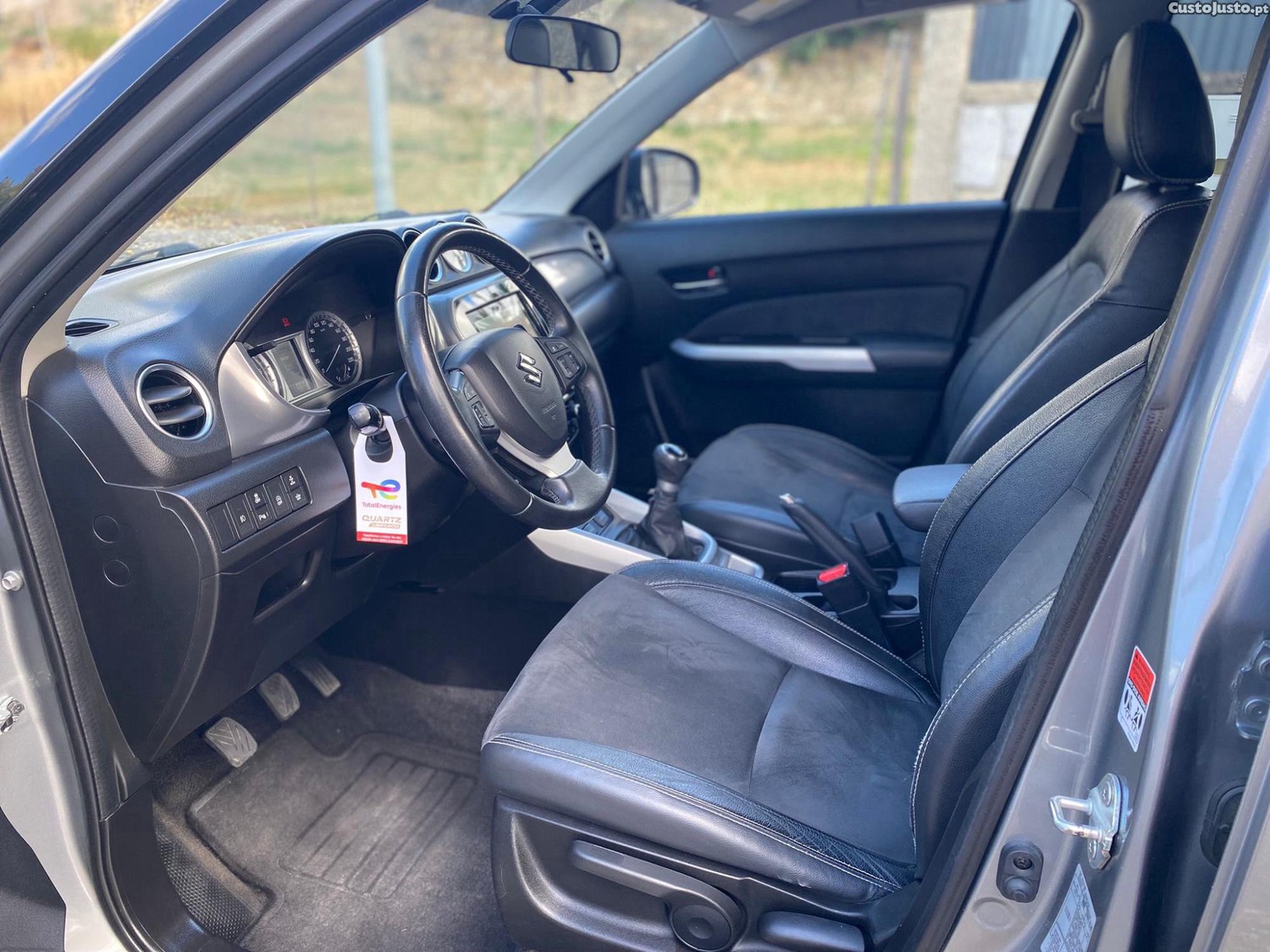 Suzuki Vitara 1.6 DDiS 4x4 AllGrip Comfort — fotografia 7