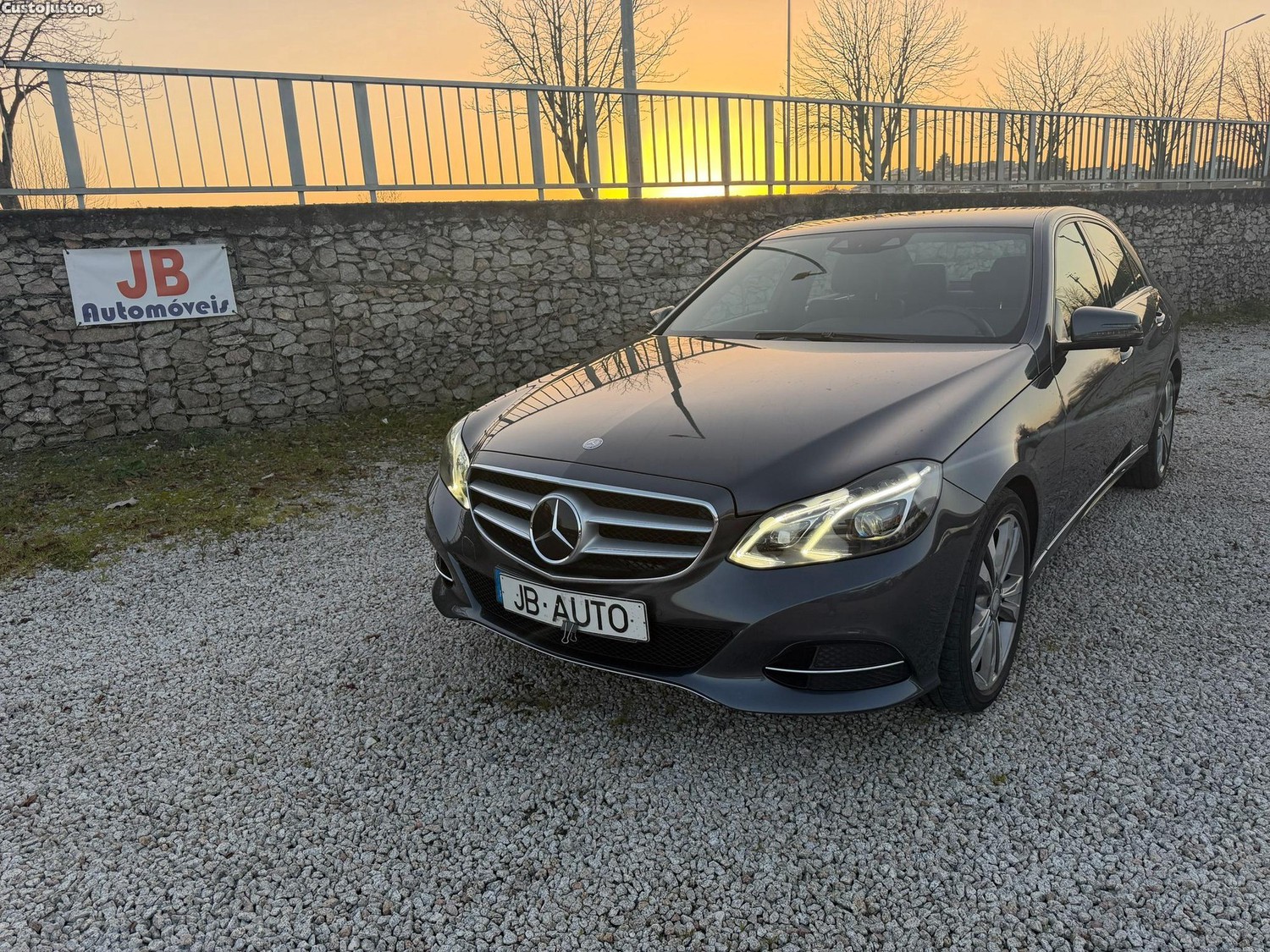 Mercedes-Benz E 300 BLUETEC Hybrid Avantgarde — fotografia 19