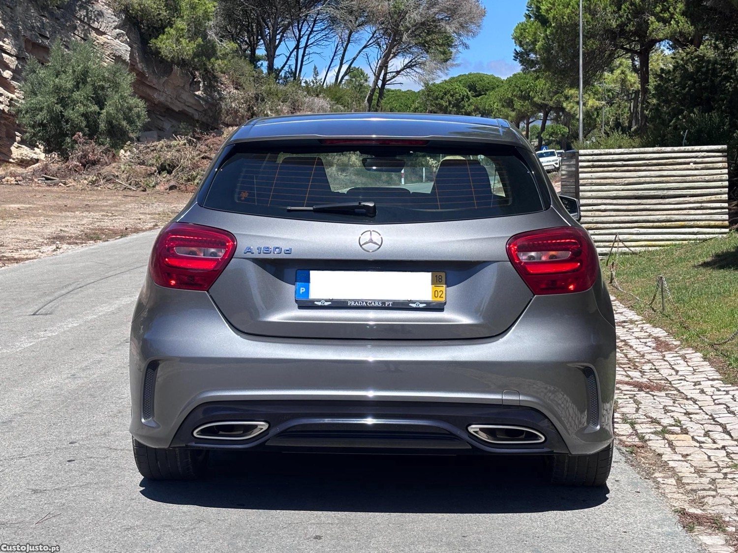 Mercedes-Benz A 180 d AMG Line Auto 109cv NACIONAL - 18 foto 3