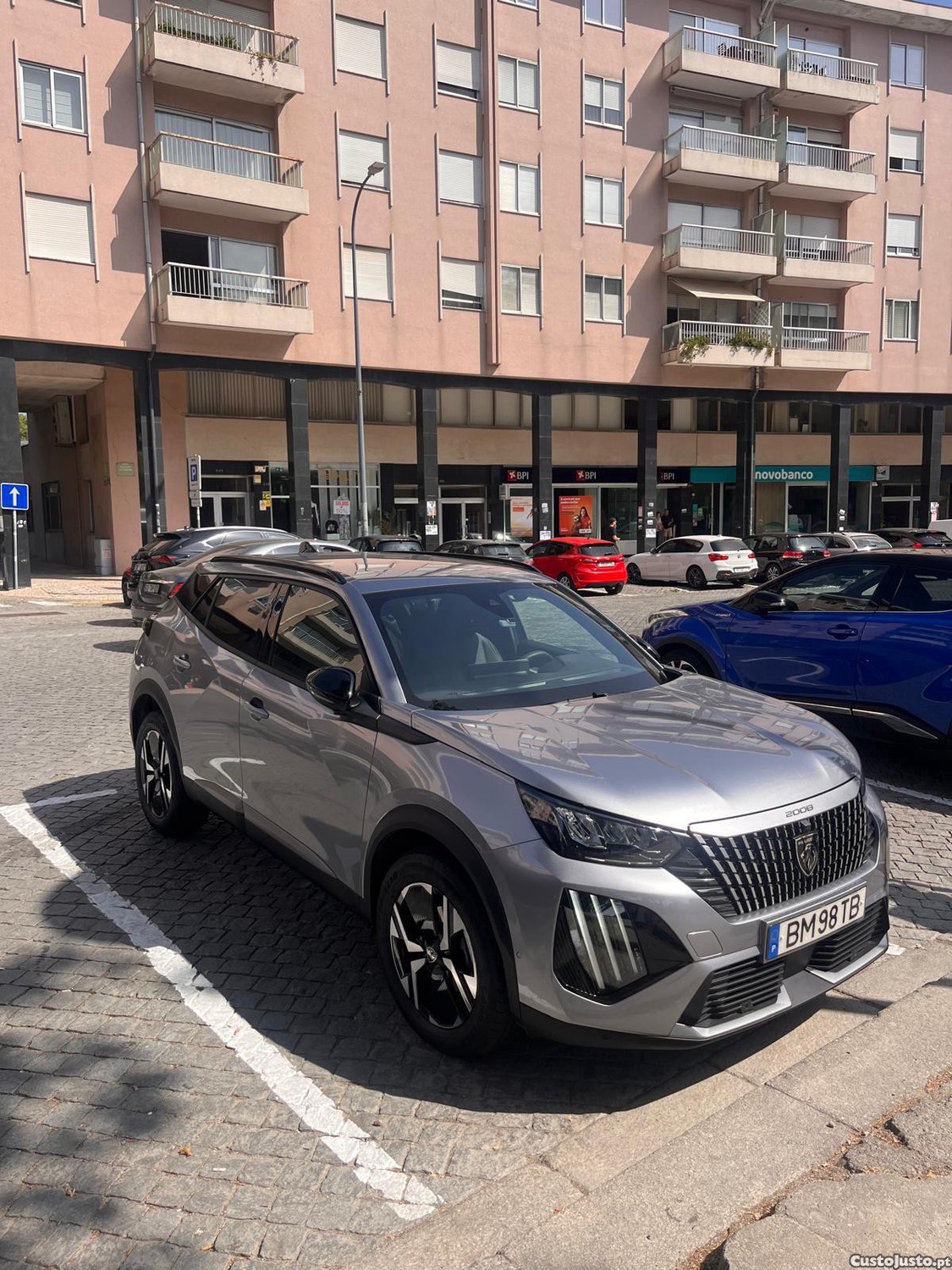 Peugeot 2008 PURETECK ALLURE PACK — photo 2