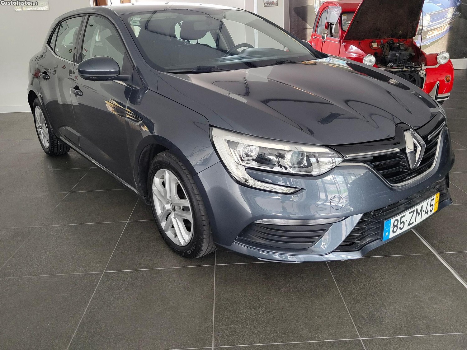 Renault Mégane Blue DCI — fotografia 6