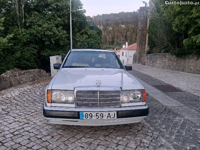 Mercedes-Benz 200 D Nacional — fotografia 4