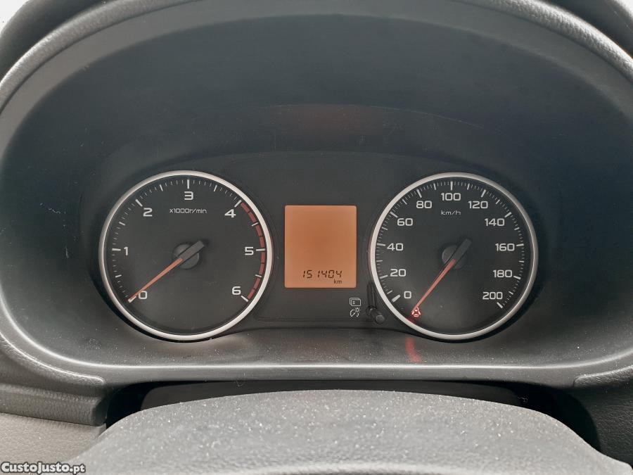 Mitsubishi L200 2.4 DI-D Club Invite — fotografia 6