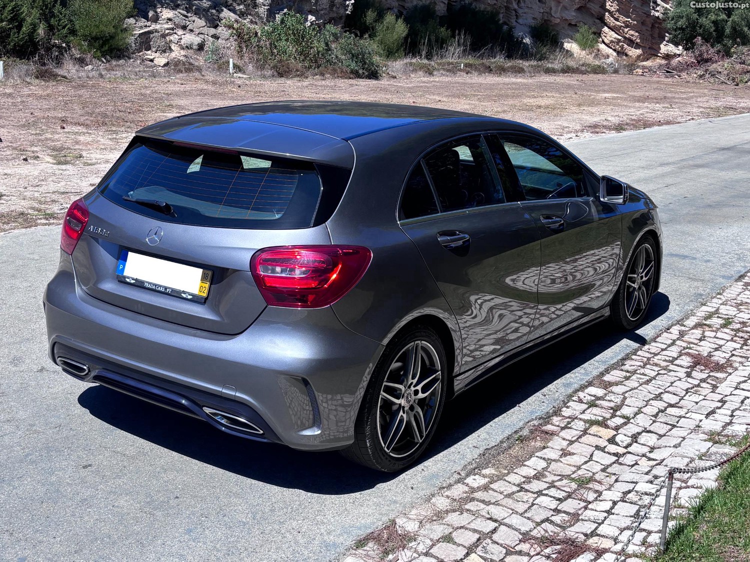 Mercedes-Benz A 180 d AMG Line Auto 109cv NACIONAL - 18 foto 4