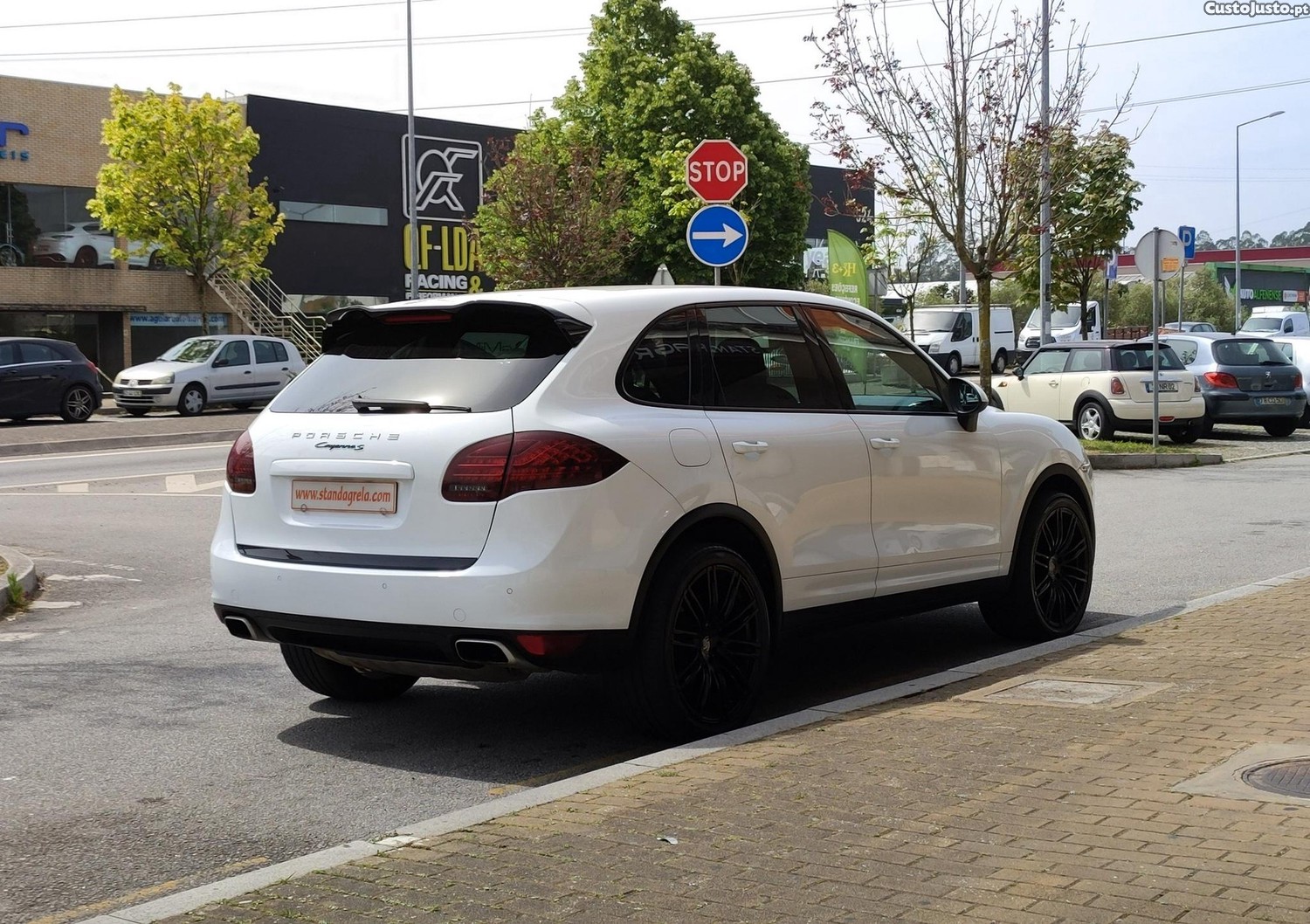 Porsche Cayenne Tiptronic S - 14 — photo 4
