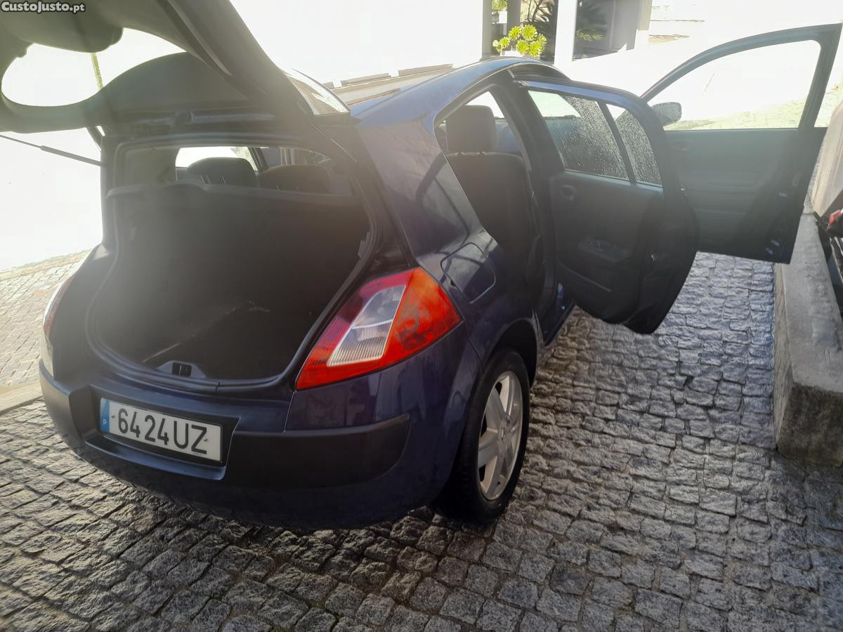 Renault Mégane Carro - 03 — photo 4