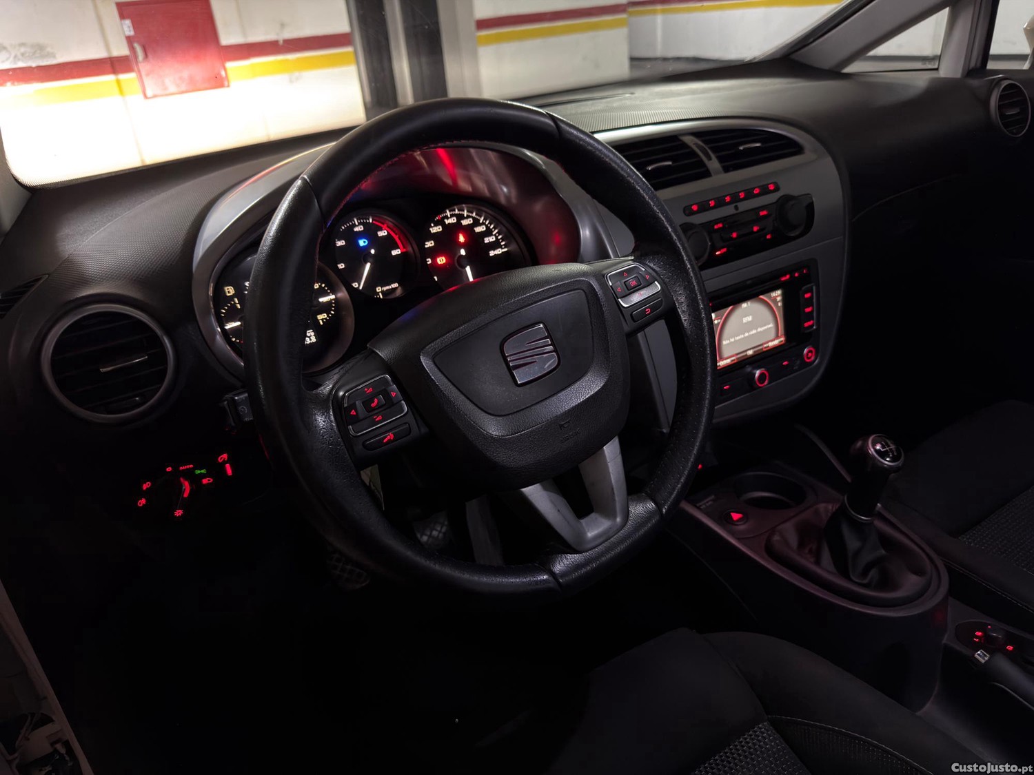 SEAT Leon 1.9 TDI Sport c/GPS — fotografia 7