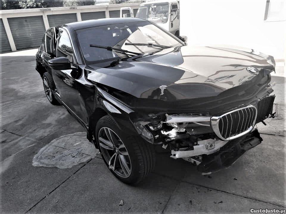 BMW 725 d Pack M NACIONAL - 17 foto 4