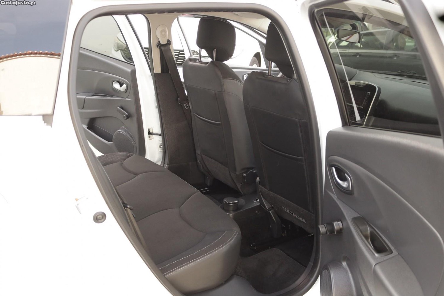 Renault Clio Sport Tourer 1.5 DCI Limited 90cv — fotografia 38