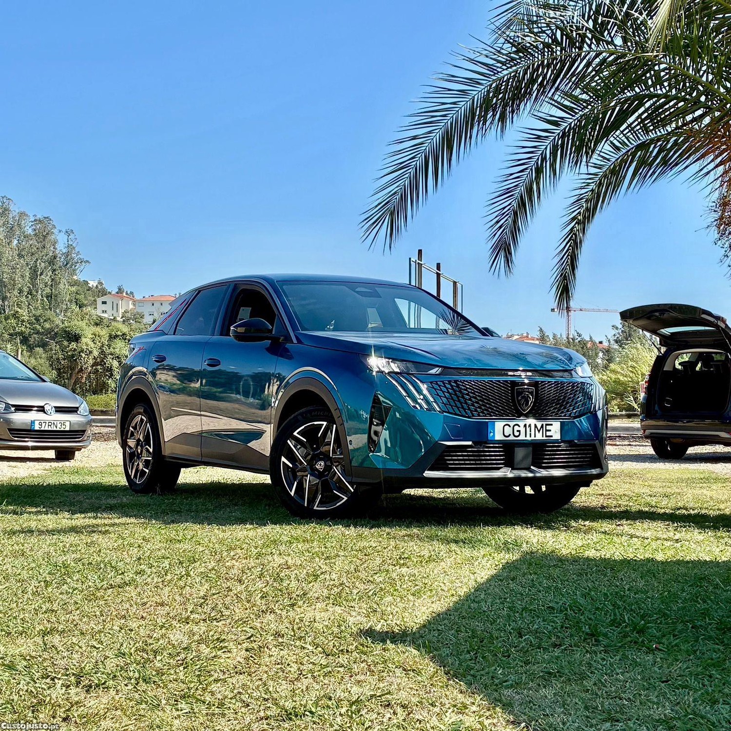 Peugeot 3008 Hybrid Allure — fotografia 19