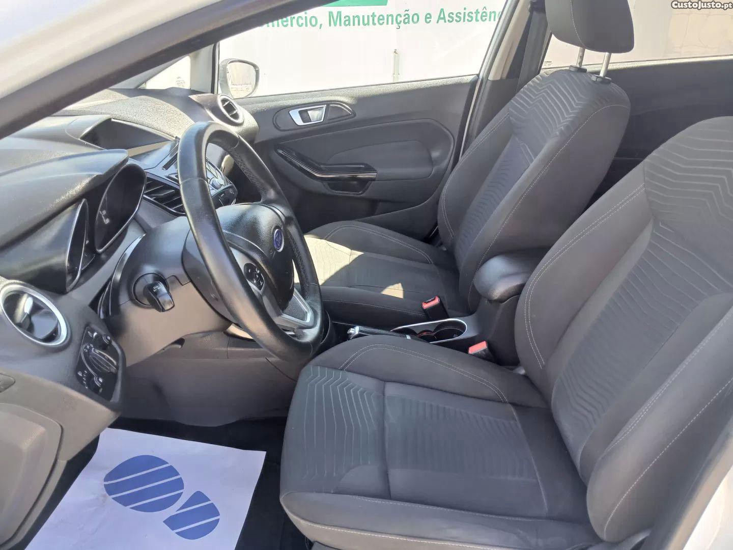 Ford Fiesta 1.0 ti-vct titanium — fotografia 11