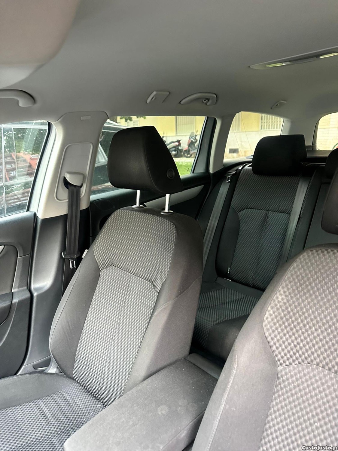 Volkswagen Passat Trendline — fotografia 7