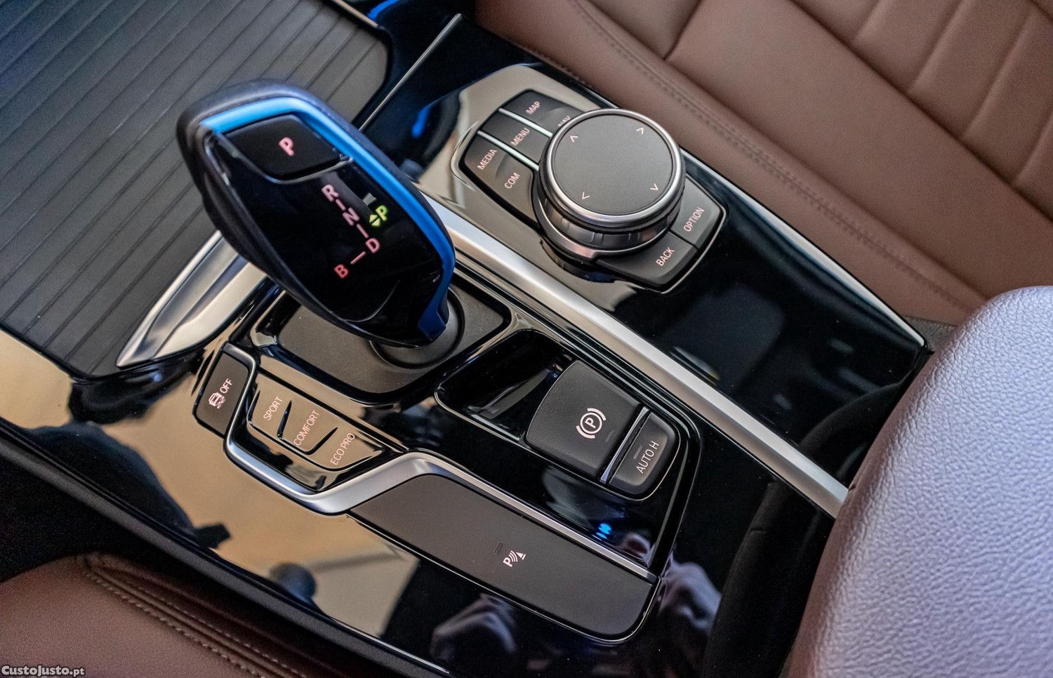 BMW iX3 Inspiring — fotografia 10