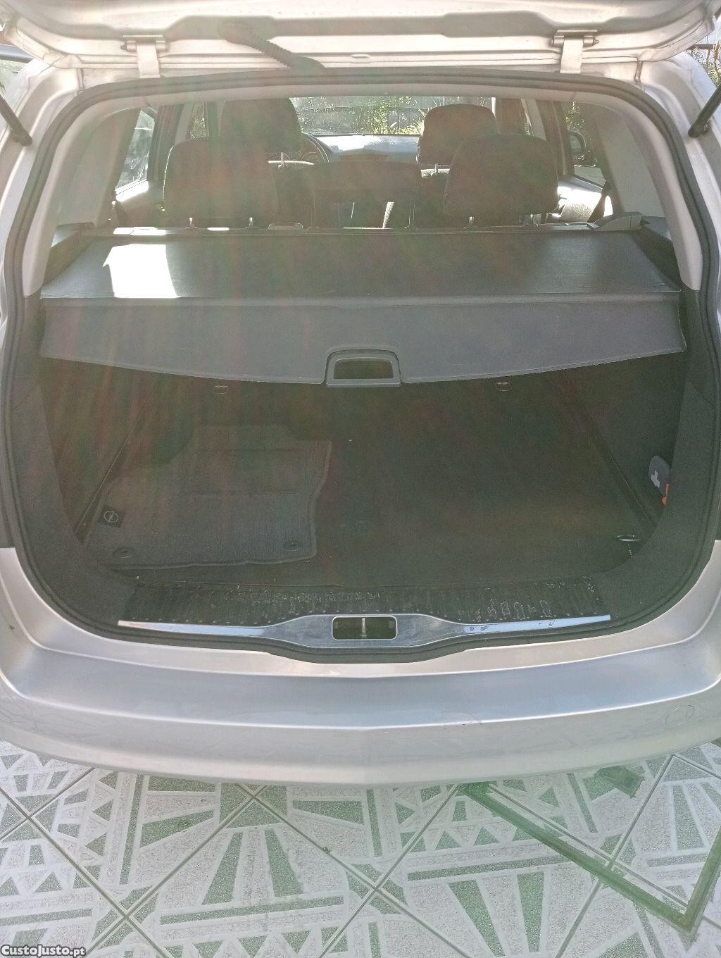 Opel Astra Caravan 1.3 CDTI — fotografia 2