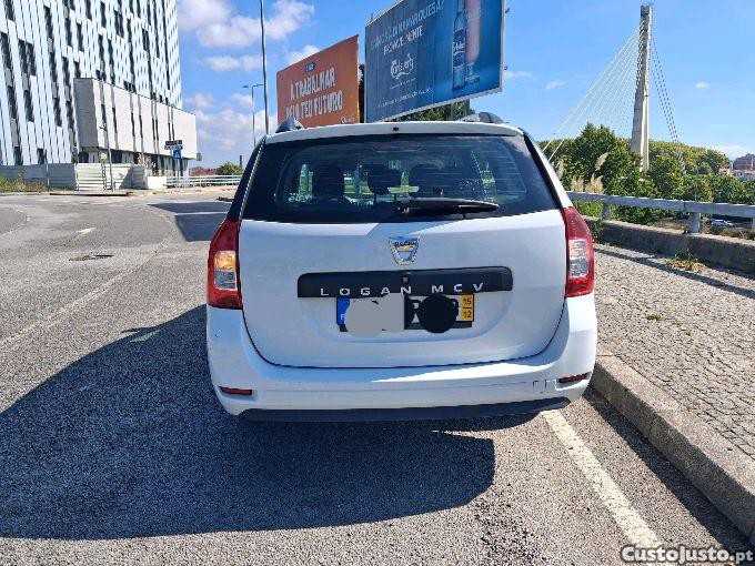 Dacia Logan MCV 0.9 TCe — fotografia 9