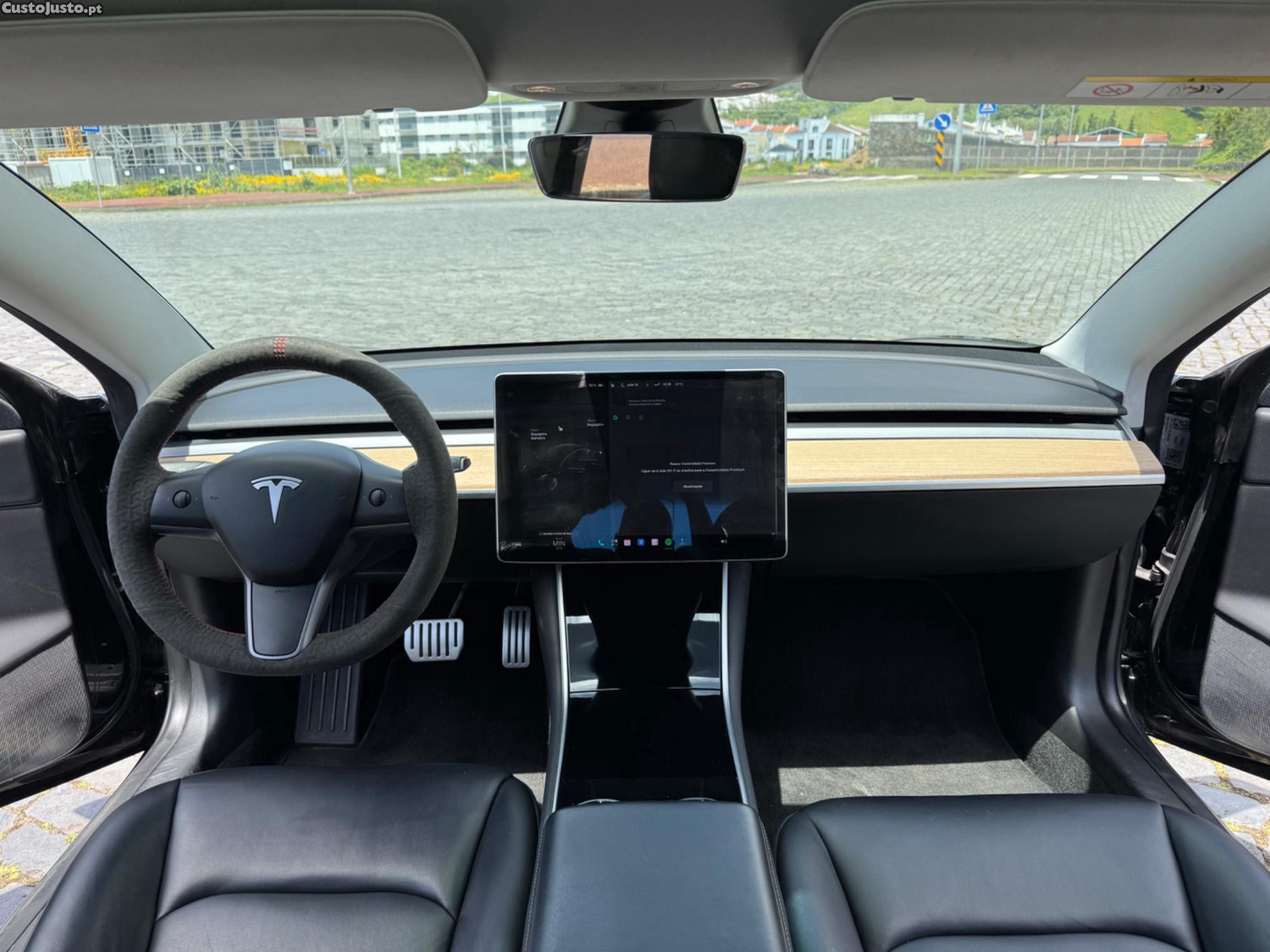 Tesla Model 3 Performance — fotografia 4