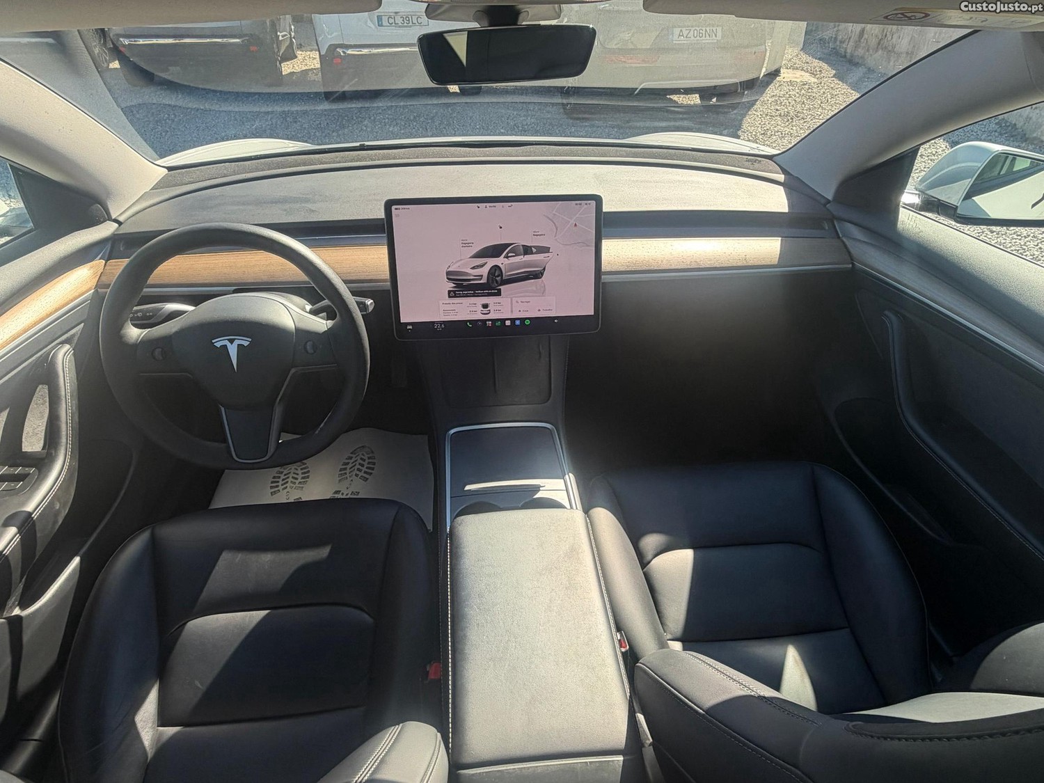 Tesla Model 3 Long Range AWD — fotografia 8