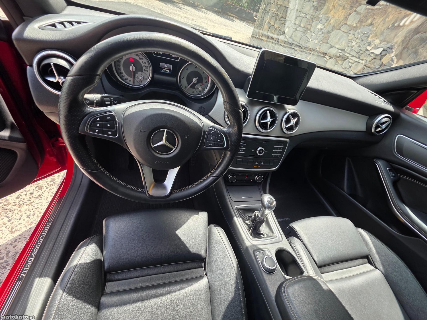 Mercedes-Benz CLA 200 4MATIC — fotografia 6