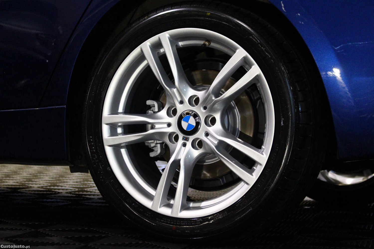 BMW 316 d Line Sport — fotografia 8