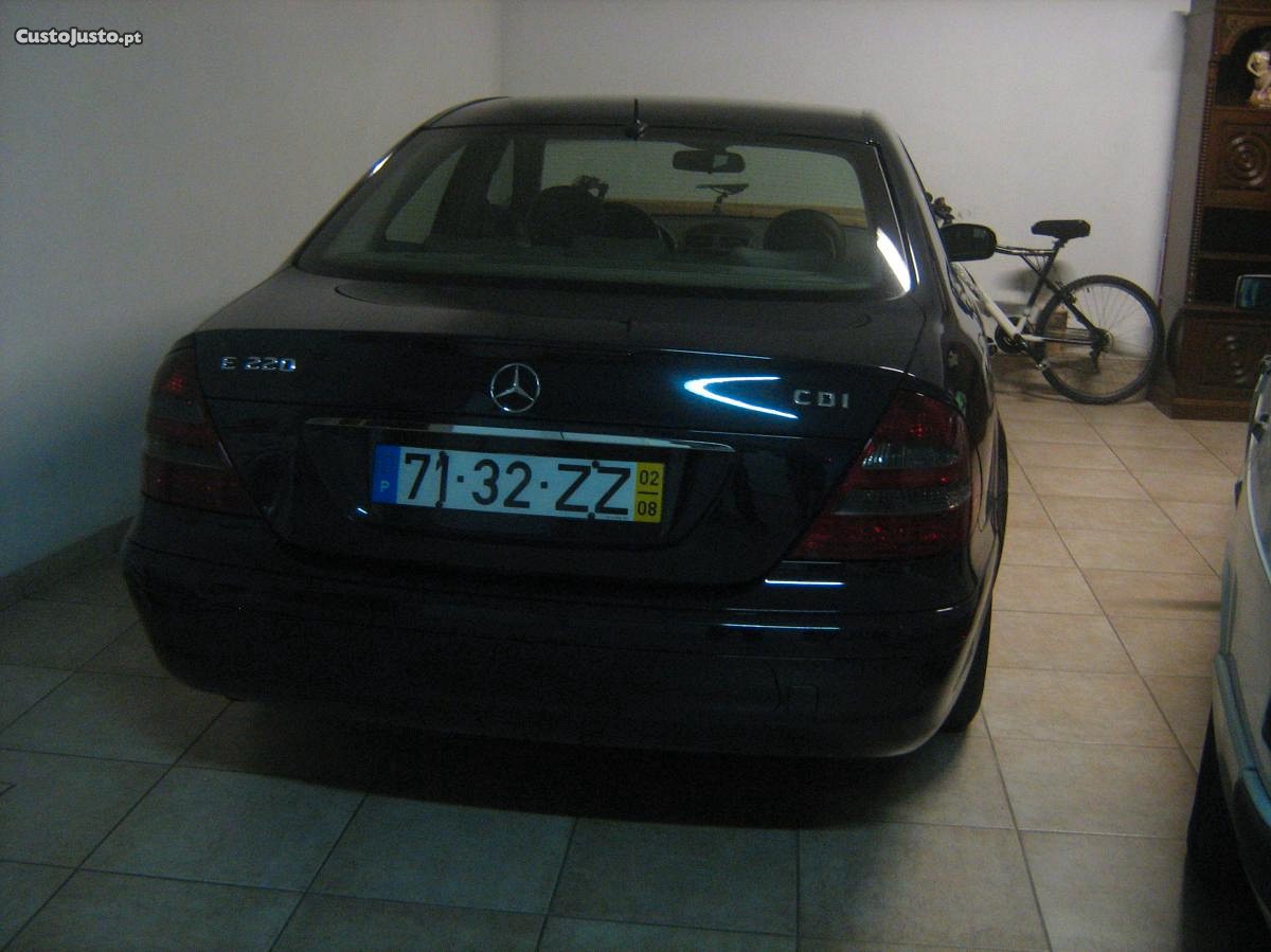 Mercedes-Benz E 220 CDI - 02 foto 4