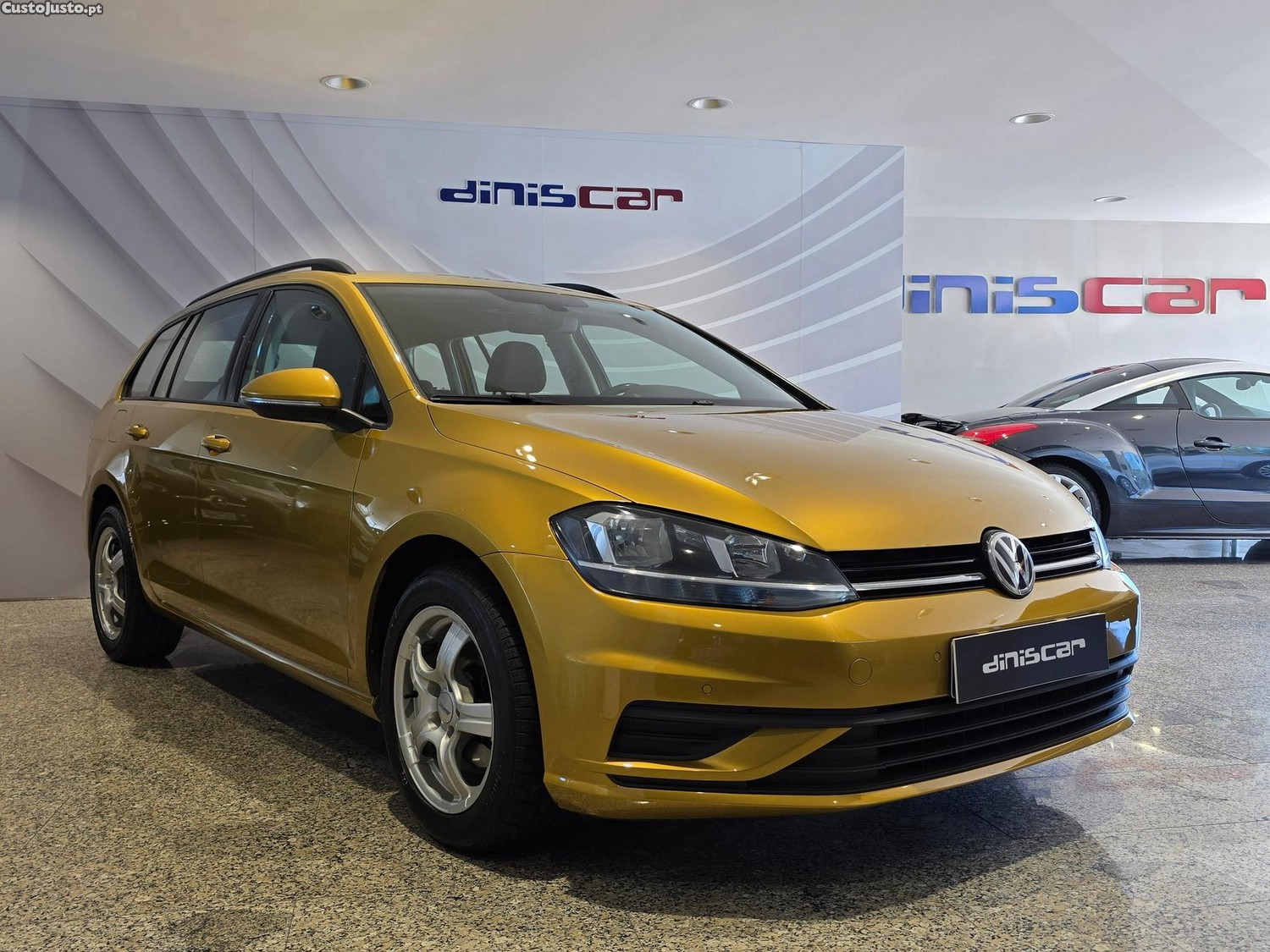 VW Golf Variant 1.6 TDi Trendline - 18 — photo 3