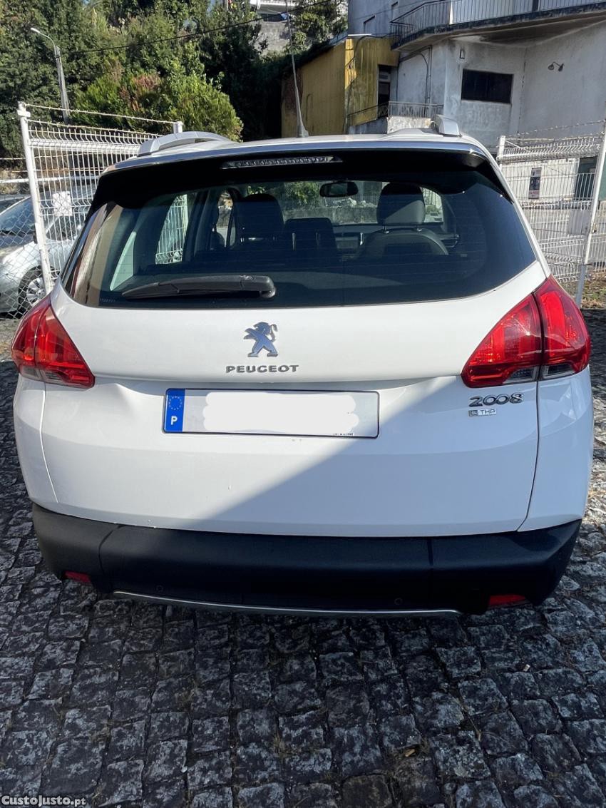 Peugeot 2008 PURE TECH ALLURE - 15 foto 3