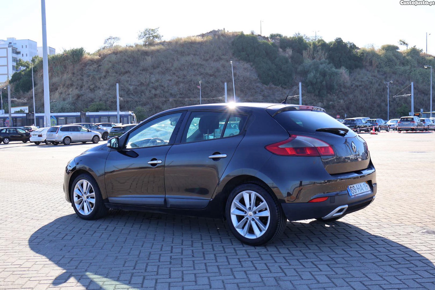 Renault Mégane 1.5 Dci Dynamic — fotografia 15