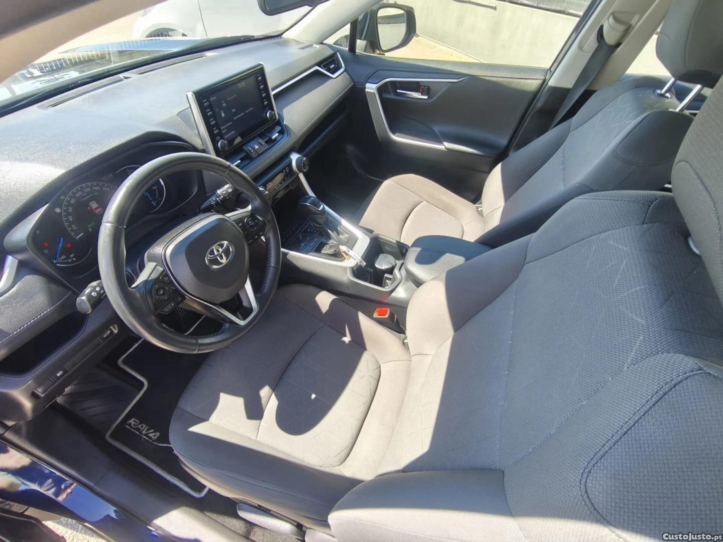 Toyota RAV4 2.5 HDF Comfort - 22 — photo 5