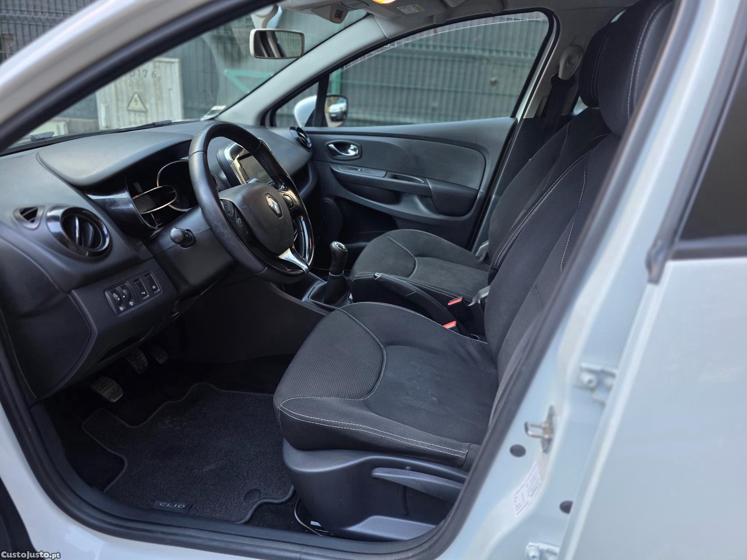 Renault Clio Tourer — photo 4