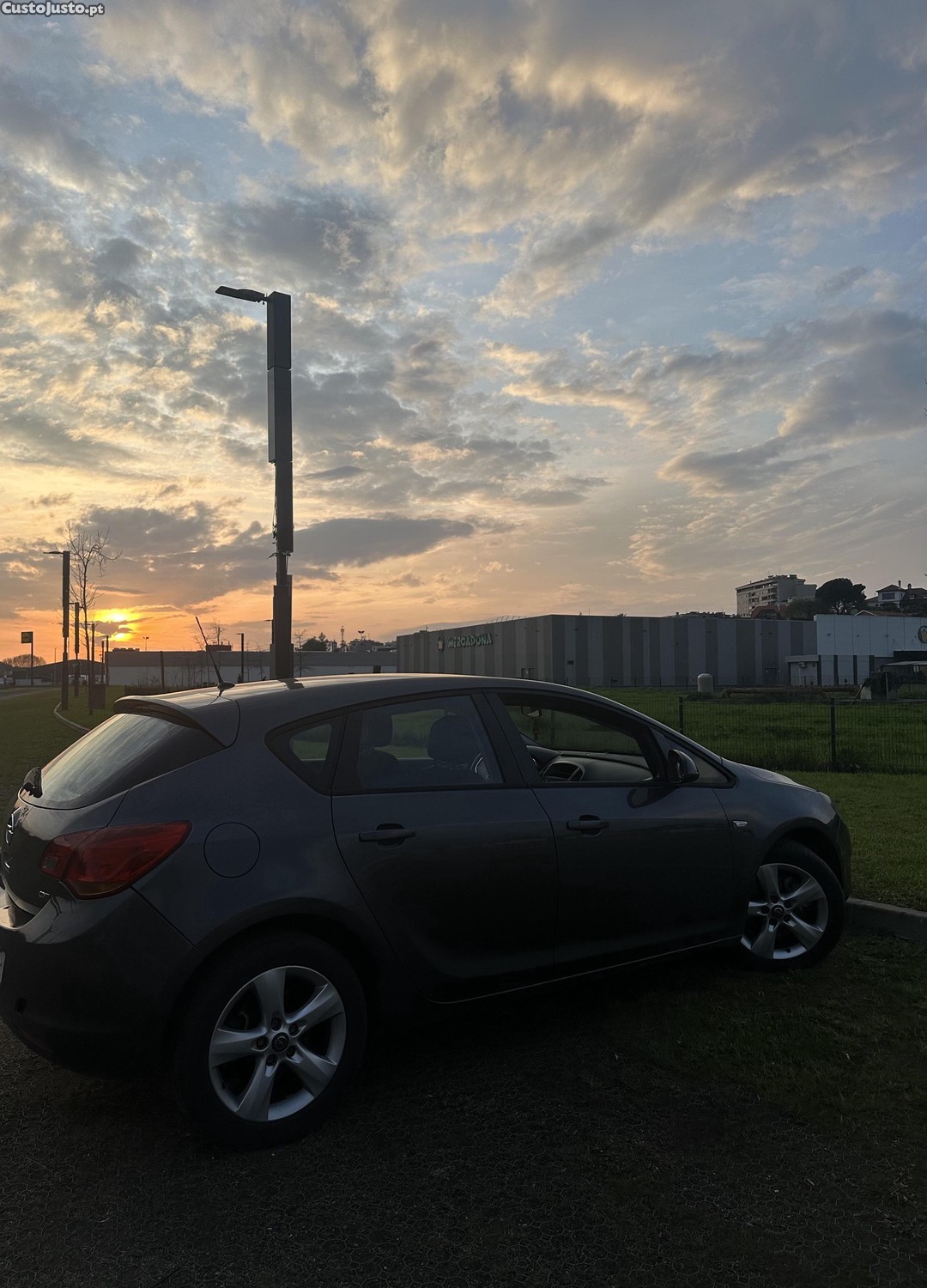 Opel Astra J — fotografia 10