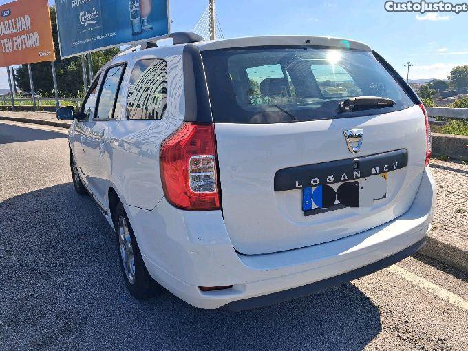 Dacia Logan MCV 0.9 TCe — fotografia 8