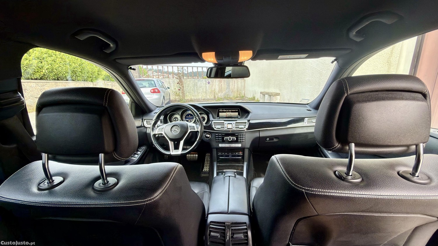 Mercedes-Benz E 300 300D Hybrid — fotografia 4