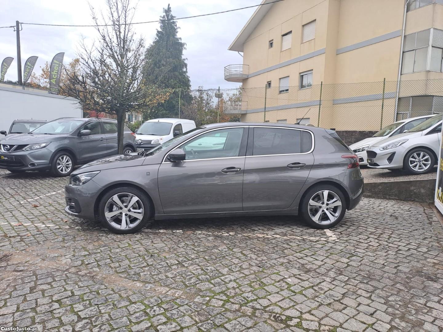 Peugeot 308 1.2 PureTech GT EAT8 — fotografia 10