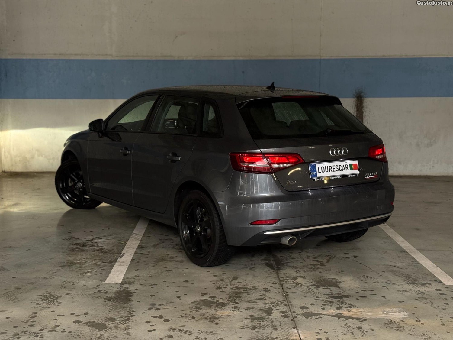 Audi A3 1.6 TDI Sportback 116cv Stronic — fotografia 7