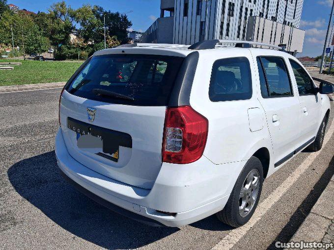 Dacia Logan MCV 0.9 TCe — fotografia 10