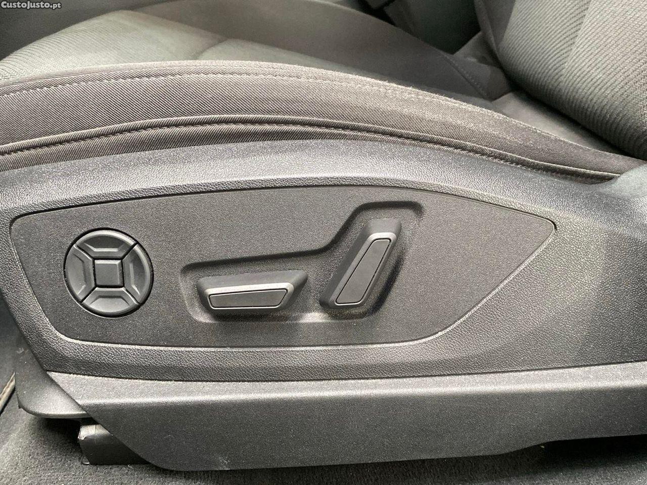 Audi e-tron 50 quattro Advanced — fotografia 4