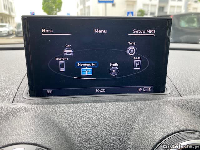Audi A3 Sportback 1.6 TDI Ambition 105 CV — fotografia 6